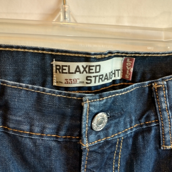 Men's Levi's 559 36x30 Relaxed Straight Jeans - Picture 2 of 4